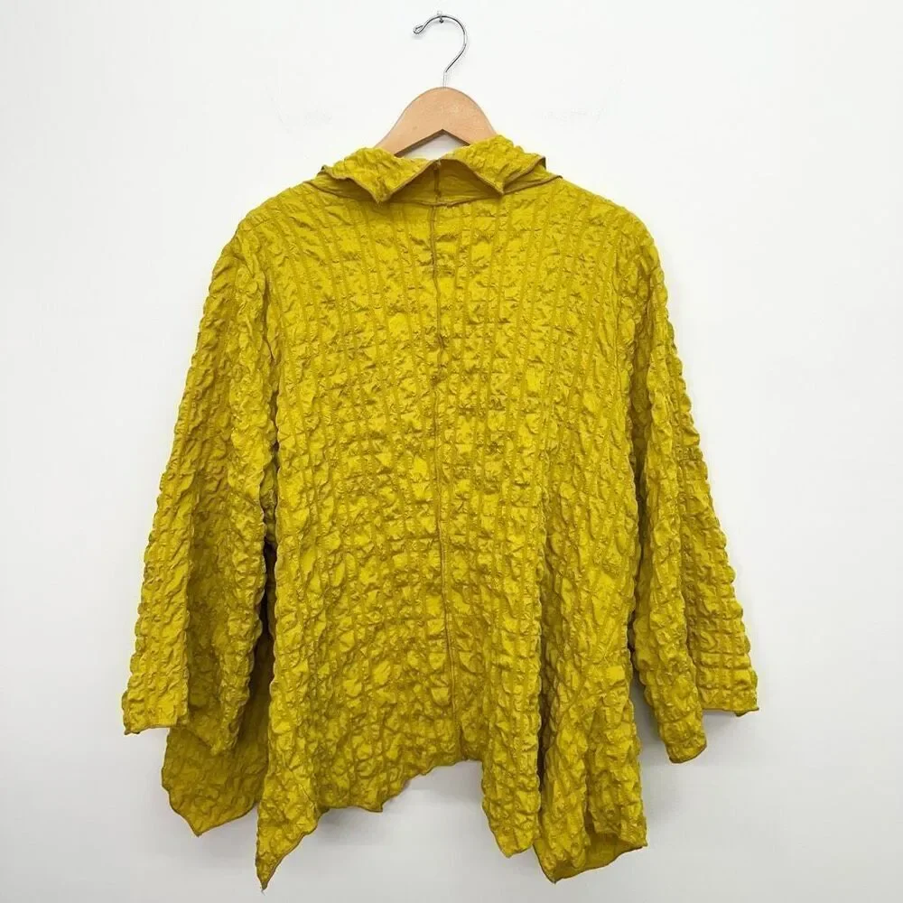 IC by Connie K Collection Women’s Mustard Yellow Bubble Check Merrow Detail Open